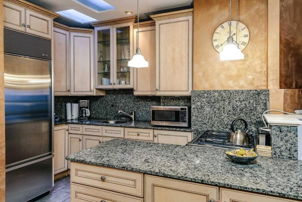 Historic And Unique Brownstone In Gold Coast - Downtown - 3 Διαμέρισμα Σικάγο Εξωτερικό φωτογραφία