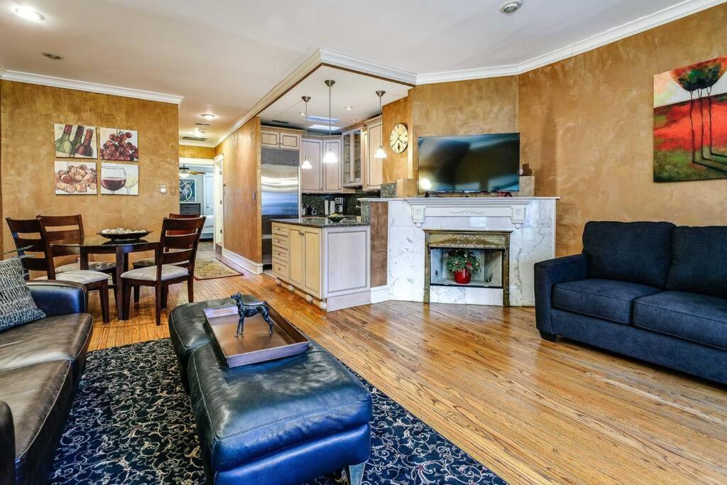Historic And Unique Brownstone In Gold Coast - Downtown - 3 Διαμέρισμα Σικάγο Εξωτερικό φωτογραφία
